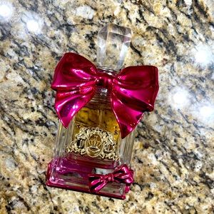 Viva La Juicy Bowdacious